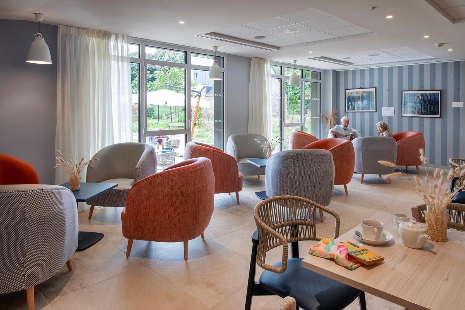 Residence Services Seniors - Domitys Les Jardins D'Ahna Dinan Esterno foto